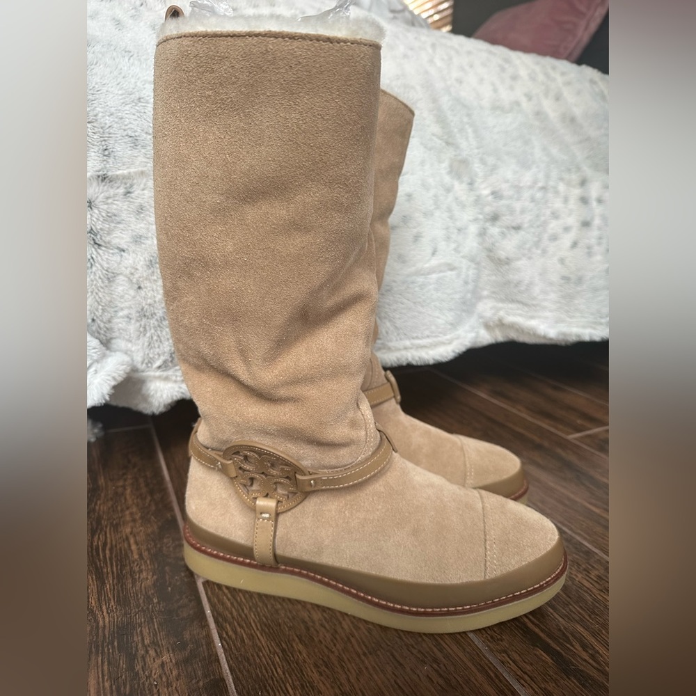 TORY BURCH NIB AUTHENTIC DANA TAUPE WARM SUEDE BOOTS